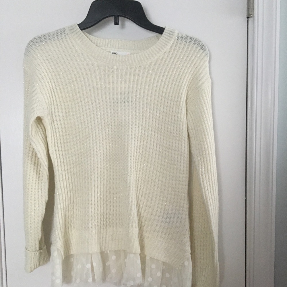 Super cute and comfortable white sweater
